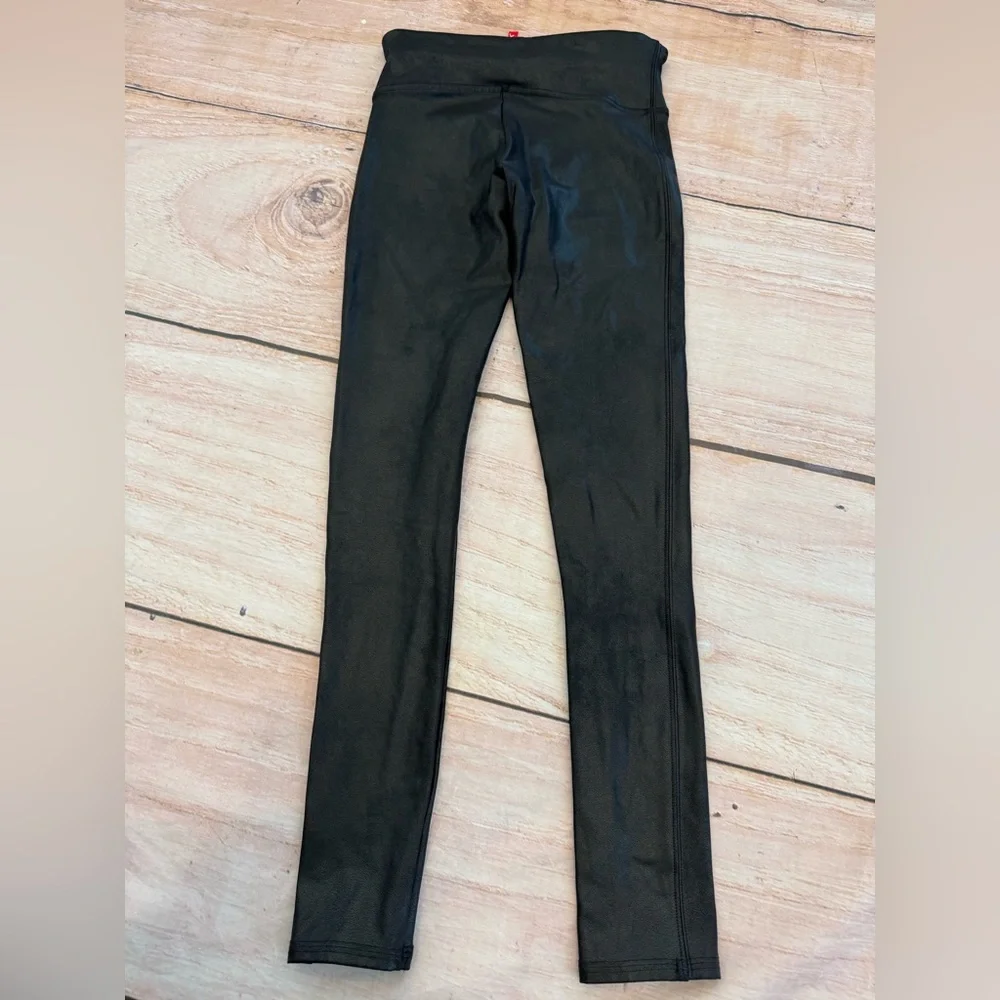 Spanx Size S Faux Leather Leggings for Women - Black - Picture 2 of 4